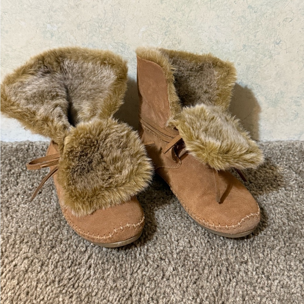 Toms Fur-Lined Moccasins
